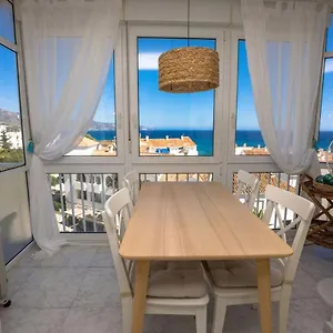https://delfin-5-8-menyber.hotelsinnerja.org